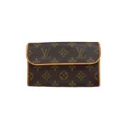 Pre-owned Canvas louis-vuitton-tasker