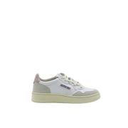 Medalist Low Top Sneakers