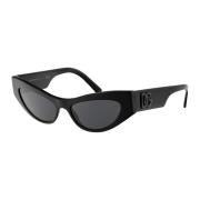 Stilfulde solbriller med model 0DG4450