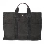 Pre-owned Canvas totes