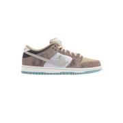 Dunk Low SB Big Money Savings Sneakers