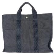 Pre-owned Canvas totes