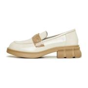 Lakerede læder loafers - Beige