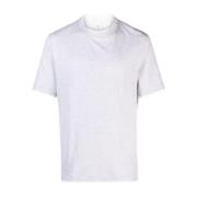 Lys grå og off white T-shirt