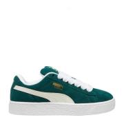 Moderne Suede Sneakers med Unikke Detaljer