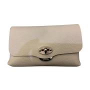 Konvolut Clutch Taske