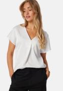 VILA Viellette V-neck S/S SATIN TOP Snow White 44