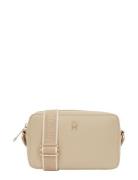 Th Monotype Camera Bag Bags Crossbody Bags Beige Tommy Hilfiger