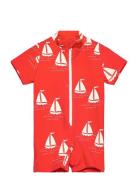 Sailing Boats Aop Ss Uv Suit Badedragt Badetøj Red Mini Rodini