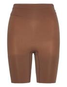 Spanxsculpt™ Seamless Power High-Waisted Mid-Thigh Short Lingerie Shap...