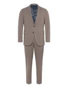 Travel Suit Habit Beige Michael Kors
