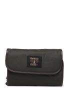 Barbour Wax Hanging Washbag Toilettaske Khaki Green Barbour