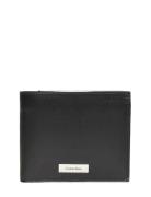 Plaque Billfold W/ Coin Accessories Wallets Classic Wallets Beige Calv...