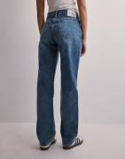 Calvin Klein Jeans - Blå - Low Rise Straight