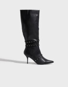 Nelly - Sort - Edge Pointy Boot