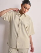 Woodbird - Beige - WBBanks Plisse Shirt