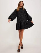 Pieces - Sort - Pcgretchen Ls Short Dress D2D Dmo