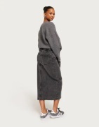Pieces - Grå - Pcjessie Hw Denim Midi Skirt Noos E