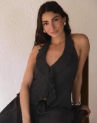 Nelly - Sort - Lovely Halterneck Frill Top