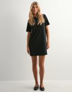 Only - Sort - Onlmay S/S June Dress Jrs Noos