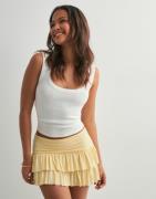 Nelly - Gul - Mini Frill Skirt