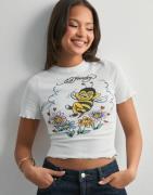 Ed Hardy - Hvid - Womens Bee Lettuce Hem Baby Tshirt Top