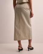Selected Femme - Beige - Slfhilda Hw Pencil Skirt Pin Stripe