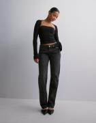 Calvin Klein Jeans - Sort - Low Rise Straight