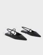 Steve Madden - Sort - Krysten Sandal