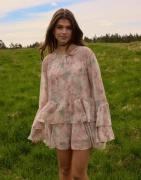 Vero Moda - Blomstret - Vmstarry Ls Ruffle Mini Dress Exp