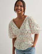 Neo Noir - Hvid - Sapura Fleurie Blouse