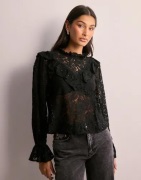 Nelly - Sort - Delicate Lace Blouse