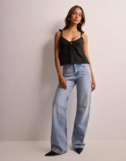 Nelly - Sort - My Cutest Frill Top