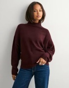 Nelly - Rød - Sleeve Focus Polo Knit Sweater