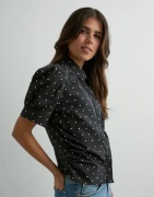 Neo Noir - Sort - Frannie Dot Shirt