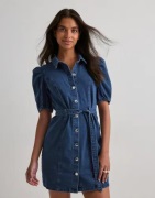 Only - Blå - Onlvibbe Ss Belt Dnm Dress Mbd Noos